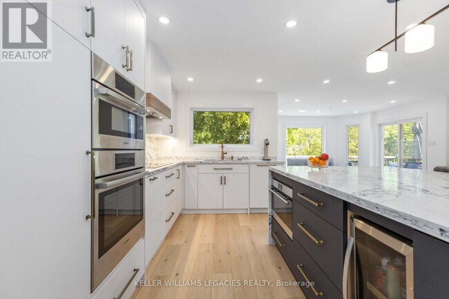 Building Photo - 504 Traviss Dr