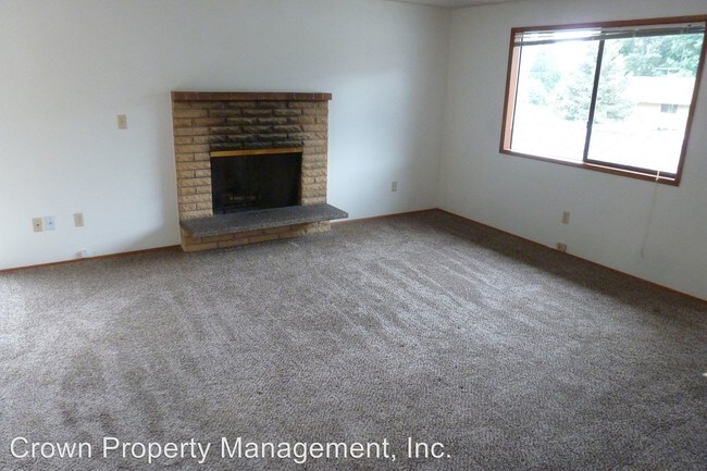 Building Photo - 2136-2142 Nomad Ct SE