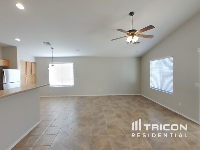 Foto del edificio - 561 W Angus Road San Tan Valley AZ