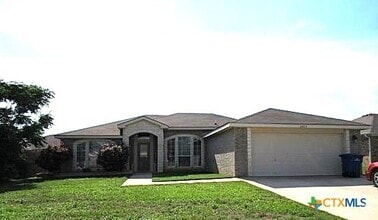 Building Photo - 2409 Jake Dr