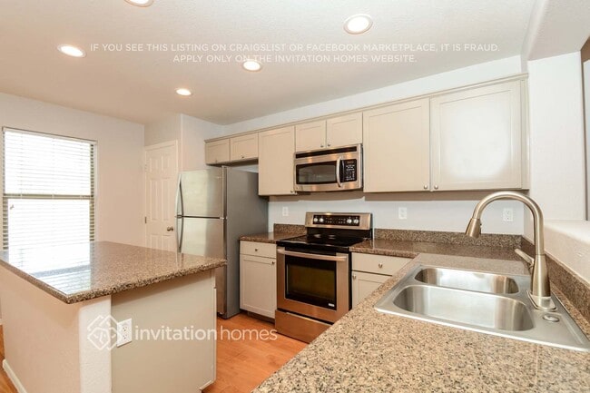 Building Photo - 8524 N 64th Ave