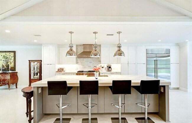 Foto del edificio - 518 Lanecrest Ln