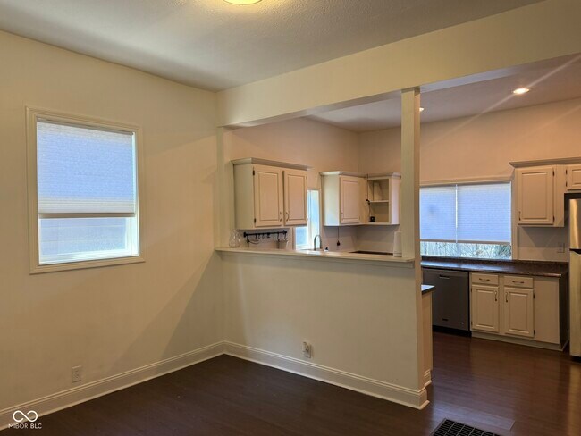 Foto del edificio - 1156 Hoyt Ave