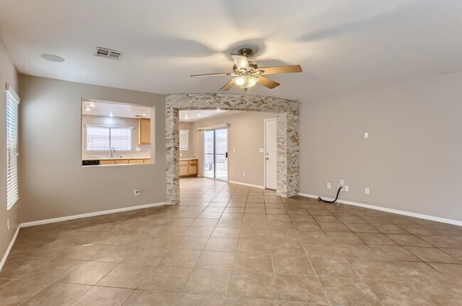 Building Photo - 8383 Golden Amber St