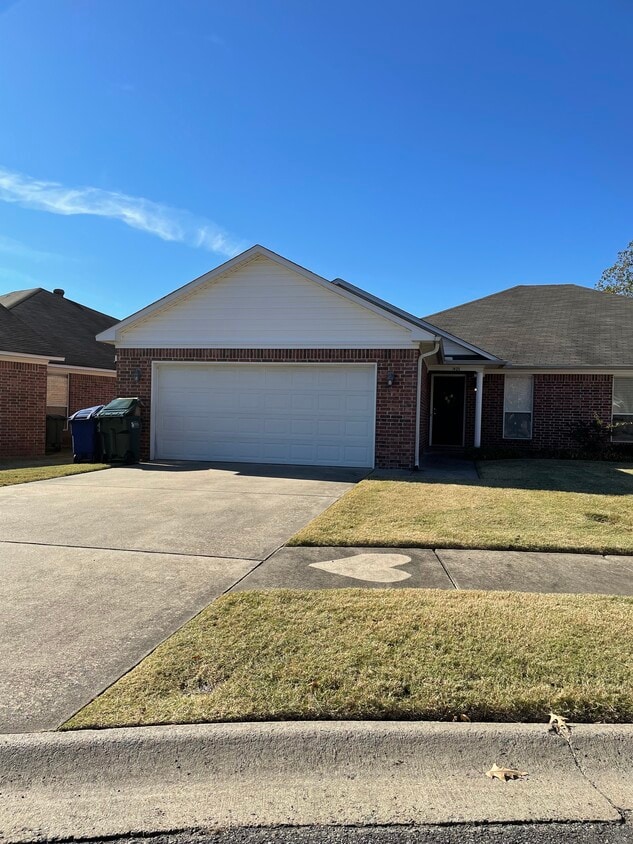 3990 Sydney Dr, Conway, AR 72034 Townhome Rentals in Conway AR