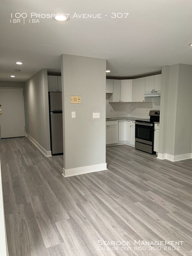Foto del edificio - Beautiful renovated 1 bedroom available!