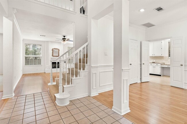 Building Photo - 8 Greentwig Pl