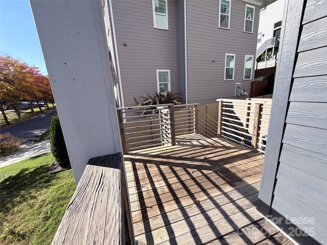 Foto del edificio - 2009 Hamorton Pl