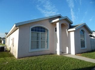 Building Photo - 2365 Harbor Town Dr