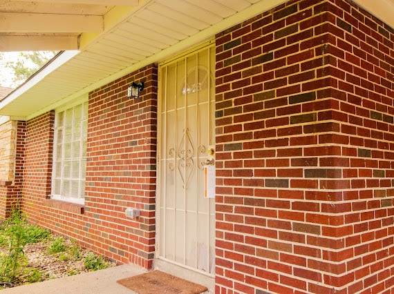 Building Photo - 1709 Brizendine Dr