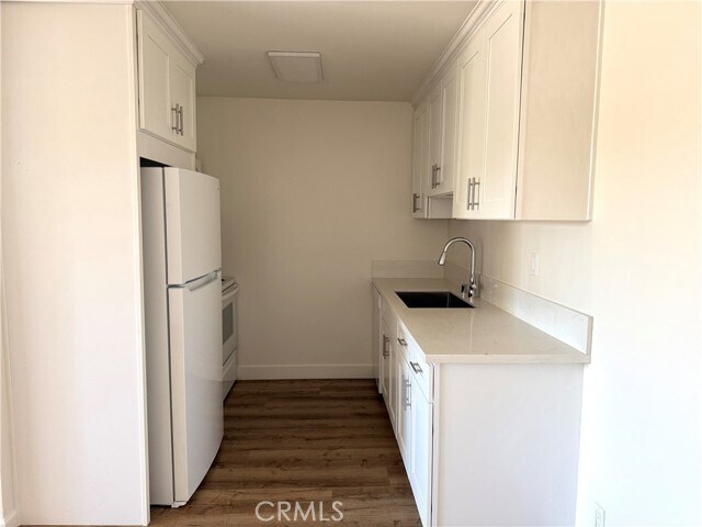 Foto del edificio - 18657 Collins St