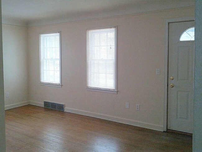 Building Photo - 2123 Kentucky Ave