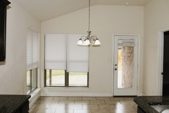 Building Photo - 9408 Sedona Ave
