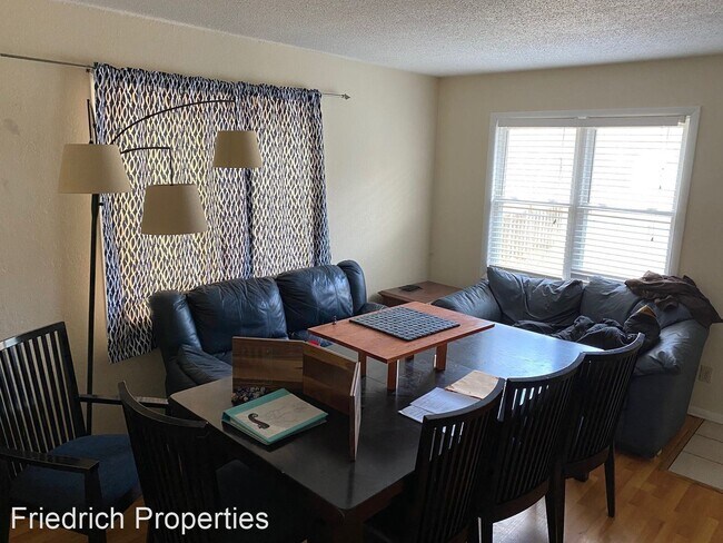 Building Photo - 628-630 Garnet Dr
