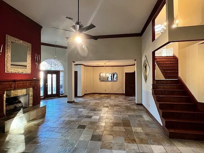 Foto del edificio - 6983 Oakwood Park