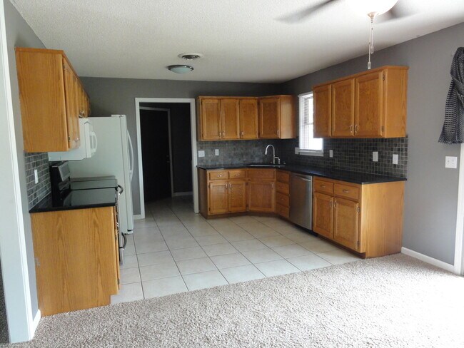 Foto del edificio - Beautiful Single Family Home, Great Location