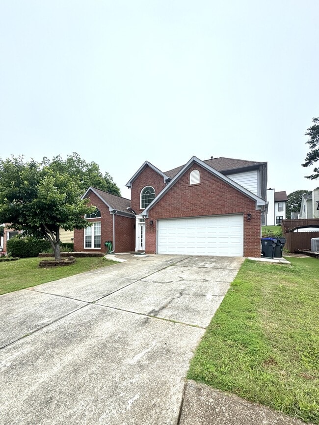 Building Photo - 675 Manor Glen Dr