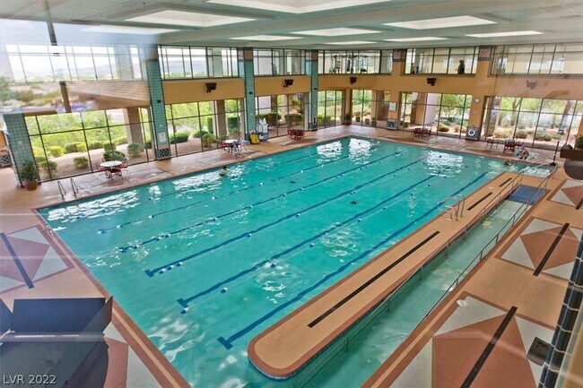 Foto del edificio - 2097 Wildwood Lake St