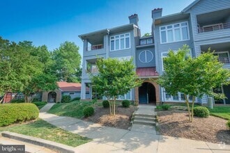 Building Photo - 1140 Lake Heron Dr