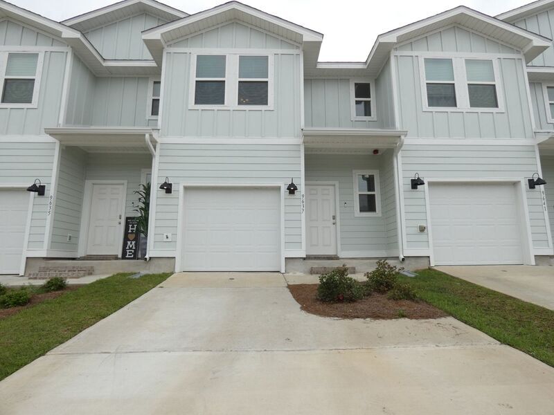 Foto principal - 9637 Nature Creek Blvd