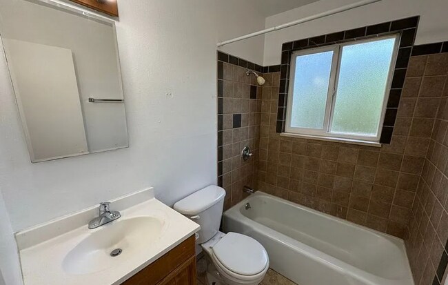 Foto del edificio - 321 Bonnie Ct