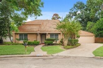 Building Photo - 3711 Fernview Dr