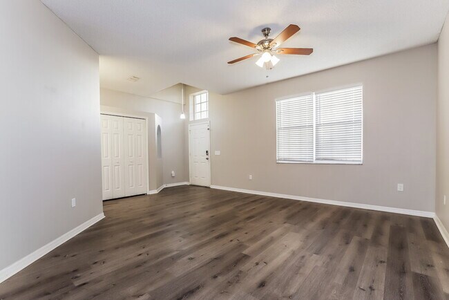 Foto del edificio - 4414 Canopy Ct