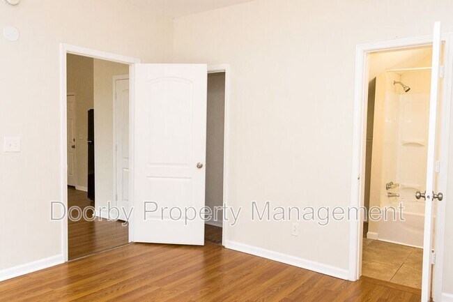 Foto del edificio - 1815 Bailey Ave