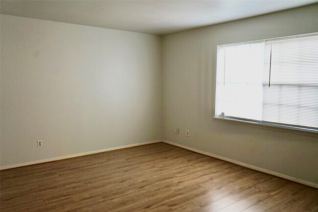 Foto del edificio - 7900 Westheimer Rd