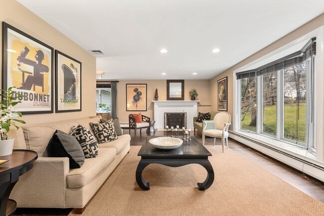 Foto del edificio - 21 Gail Rd