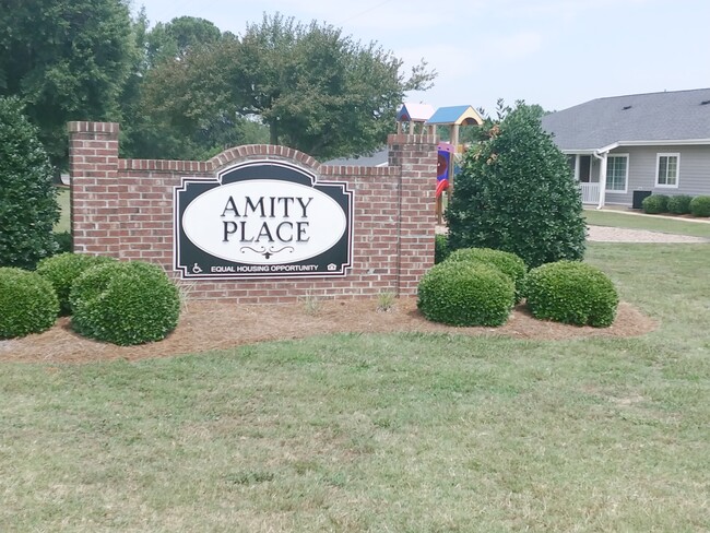 Building Photo - Amity Place