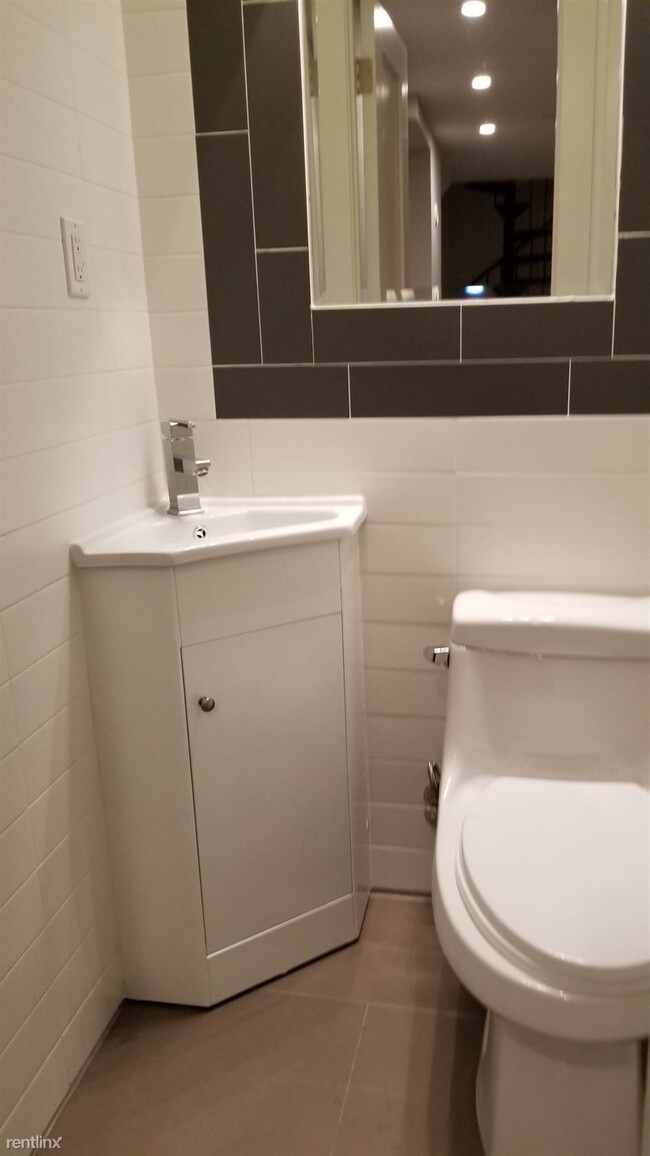 Foto del edificio - 1154 Pacific St