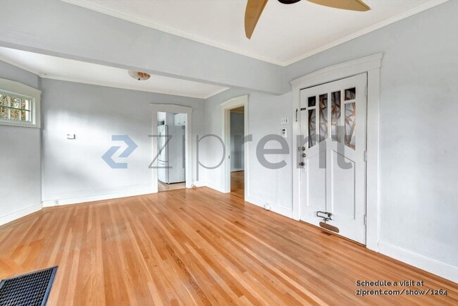 Building Photo - 4420 Fleming Ave