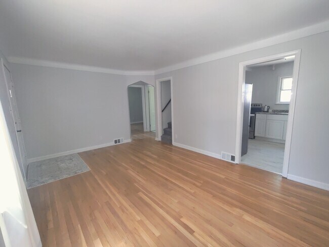 Foto del edificio - 1035 14 Mile Rd