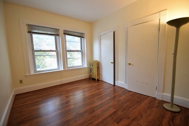 Foto del edificio - 514-516 Harvard St