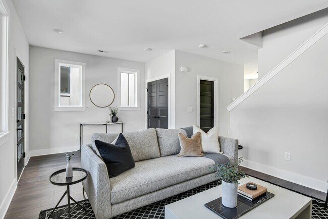 Foto del edificio - 801 Cherokee Ave