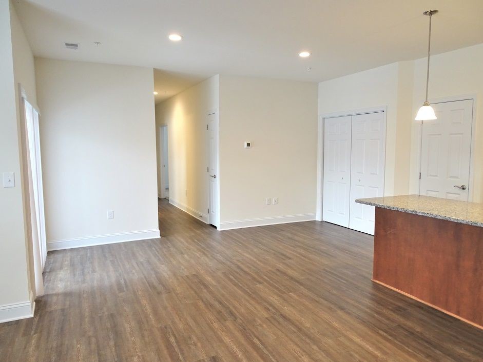 18 Pequea Manor Dr Unit 2, Gordonville, PA 17529 Room for Rent in