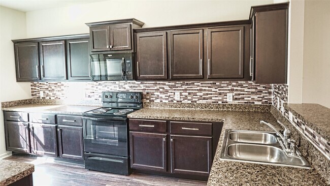 Foto del edificio - 10510 Pine Landing Dr