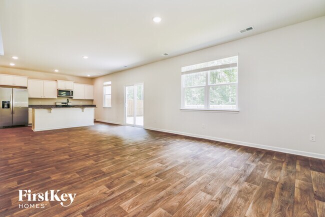 Building Photo - 500 Wayton Cir