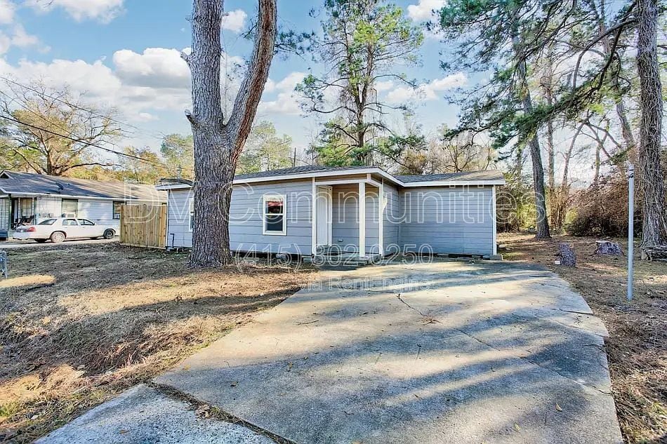 Photo - 1503 Bland St