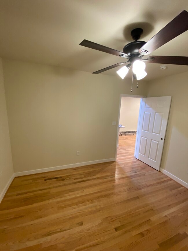 Building Photo - 3323 Idlewood Ave