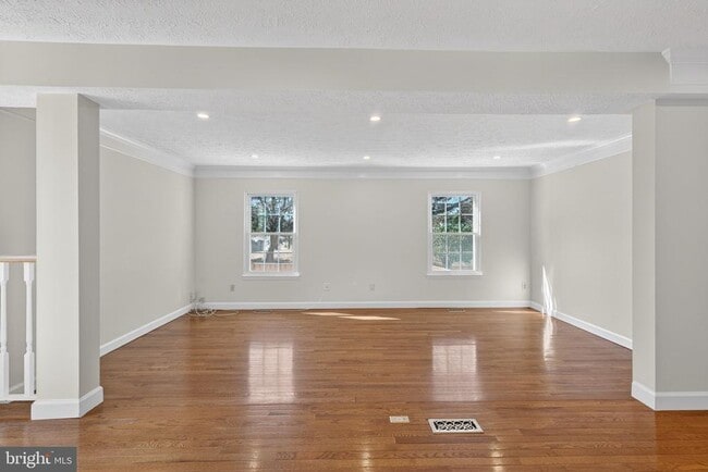 Building Photo - 6178 Morning Glory Rd