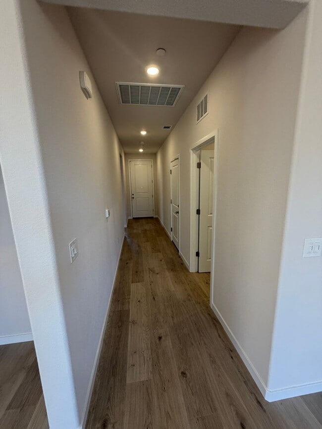 Foto del edificio - Brand New Single Story Solar All Electric Home in Roseville