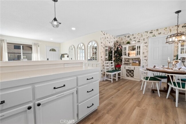 Foto del edificio - 1080 Pan Springs Ln