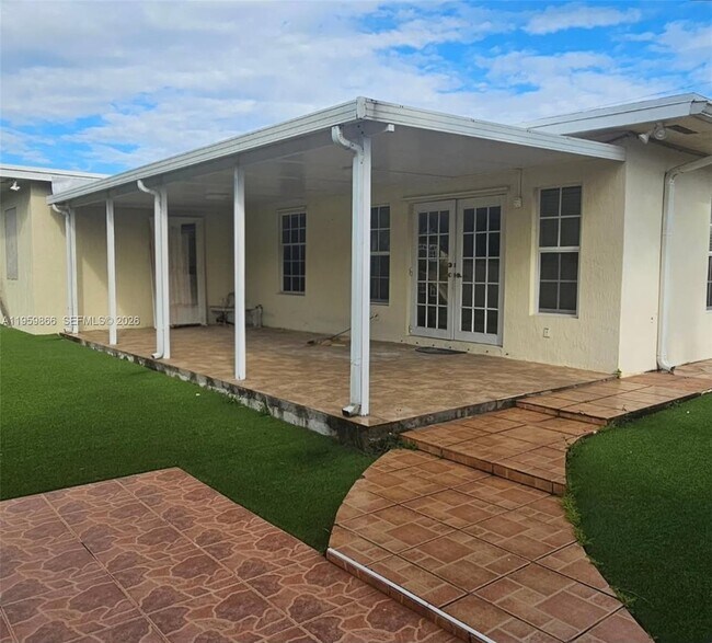 Foto del edificio - 11470 SW 57th Terrace