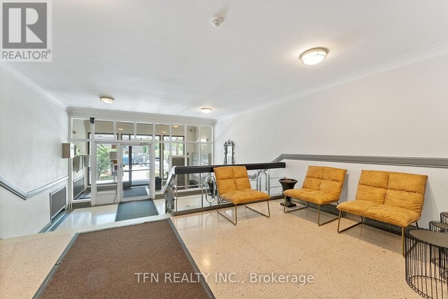 Building Photo - 24-324 Shallmar Blvd