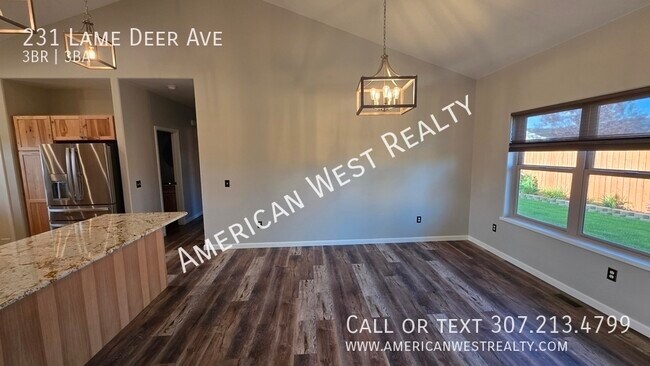 Foto del edificio - 231 Lame Deer Ave