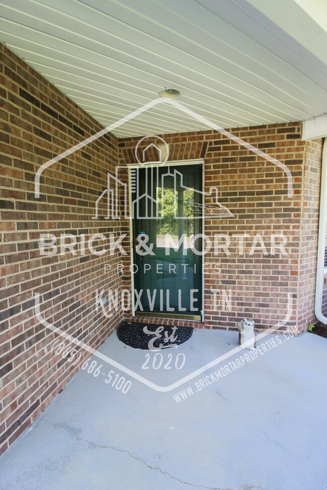 Building Photo - 3718 Sean Grove Way