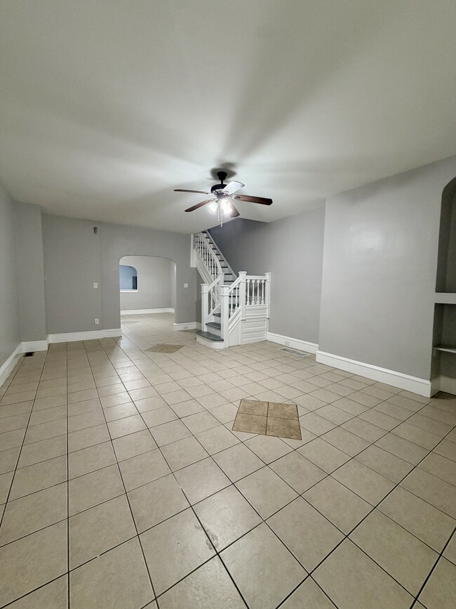 Photo - 2009 S 60th St- Townhome