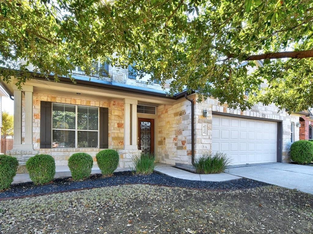 Primary Photo - 620 Middle Creek Dr